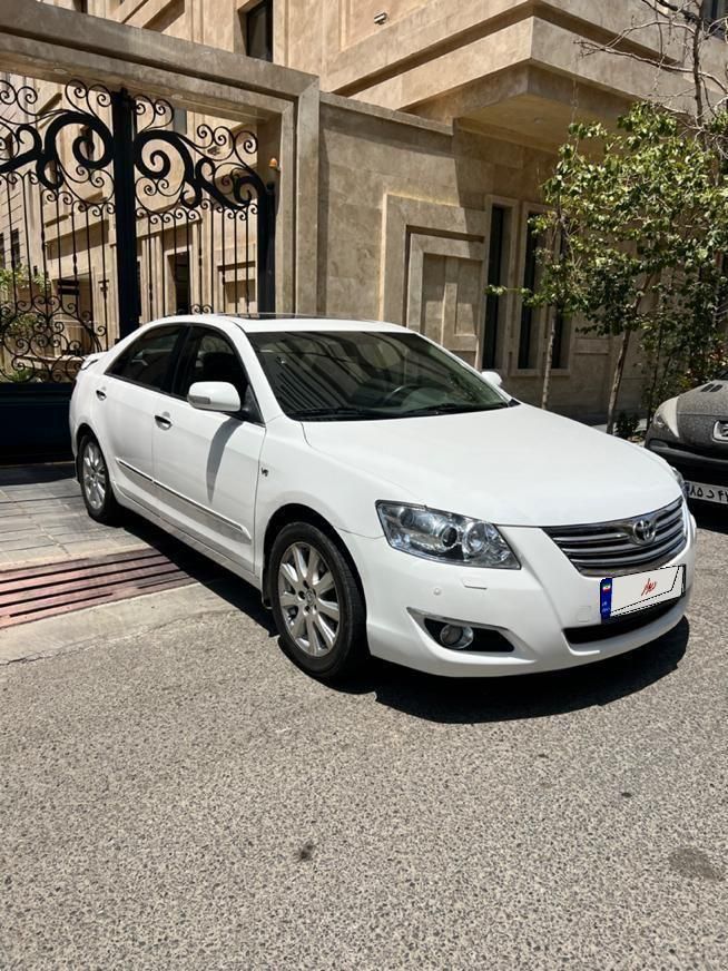 تویوتا آریون XV40 - 2009