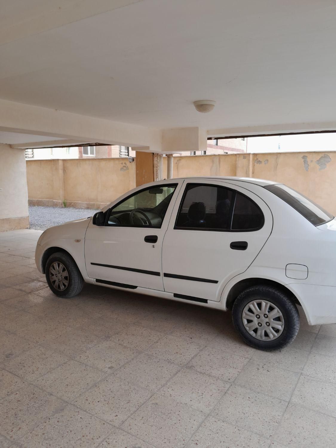 تیبا صندوق دار SX - 1399