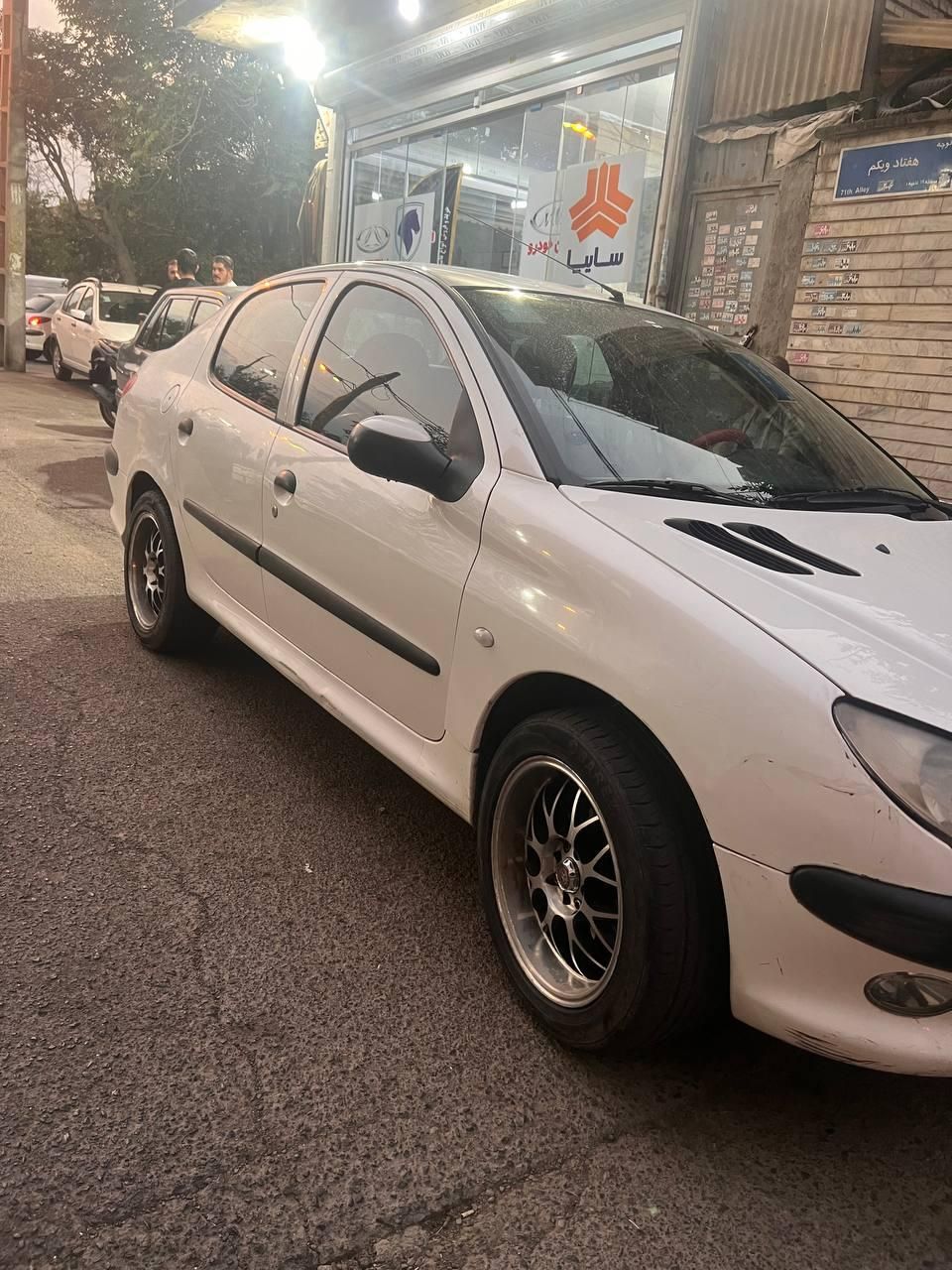 پژو ۲۰۶ صندوق دار v8 - 1396