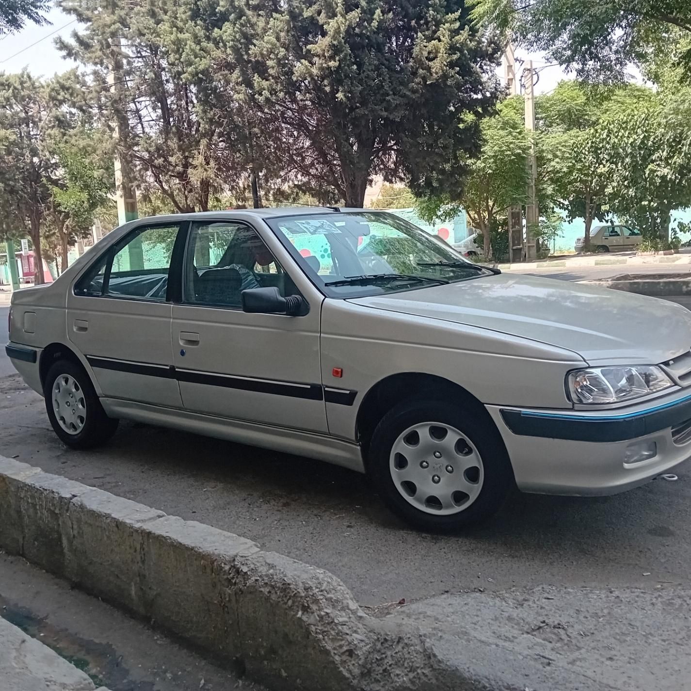 پژو پارس XU7ساده - 1382