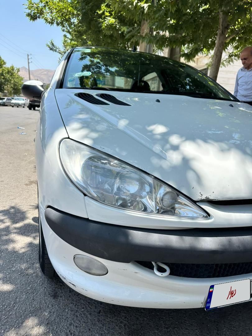 خودرو پژو، ۲۰۶ صندوق دار آگهی ann_19342358