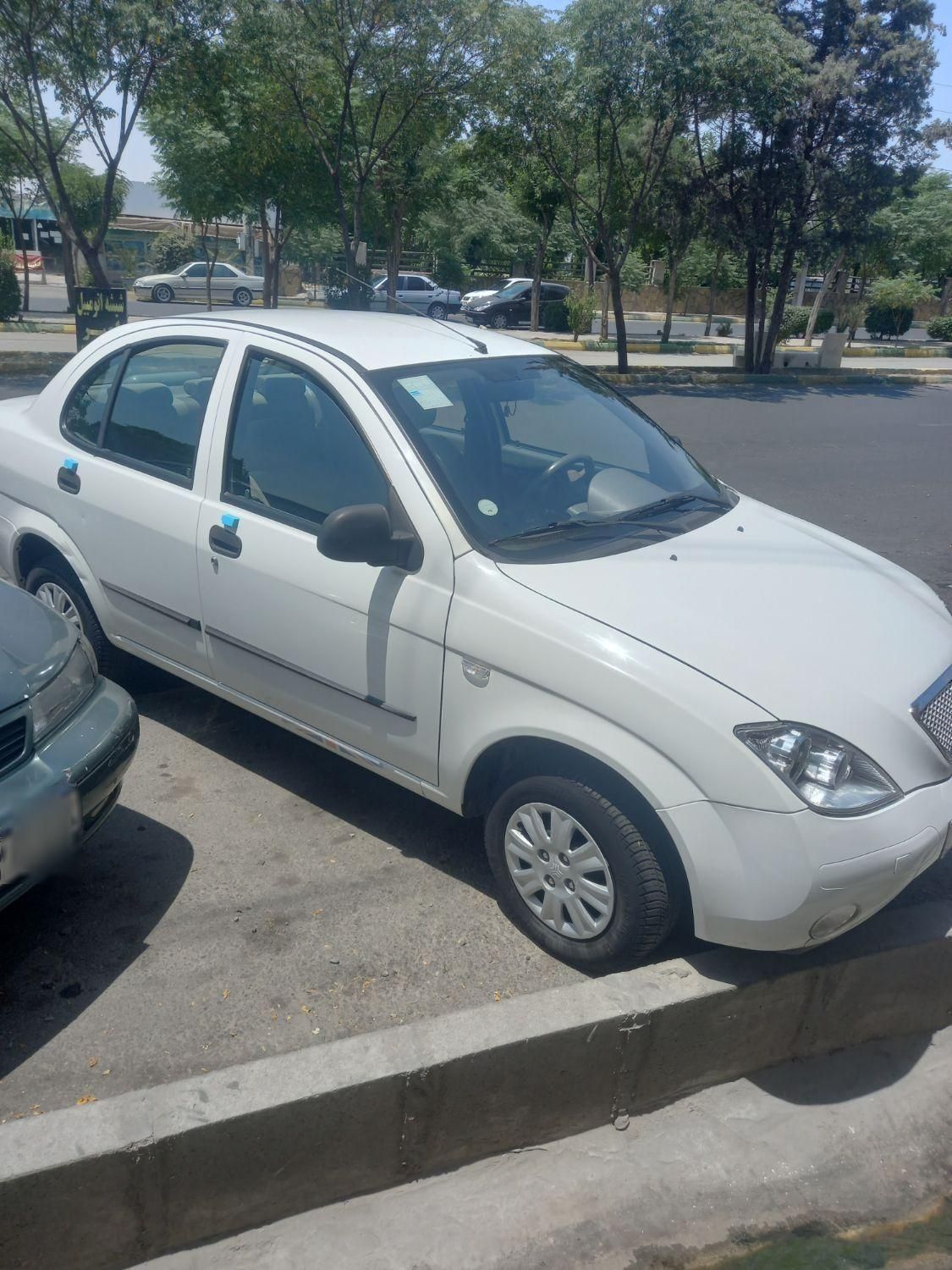 تیبا صندوق دار SX - 1399