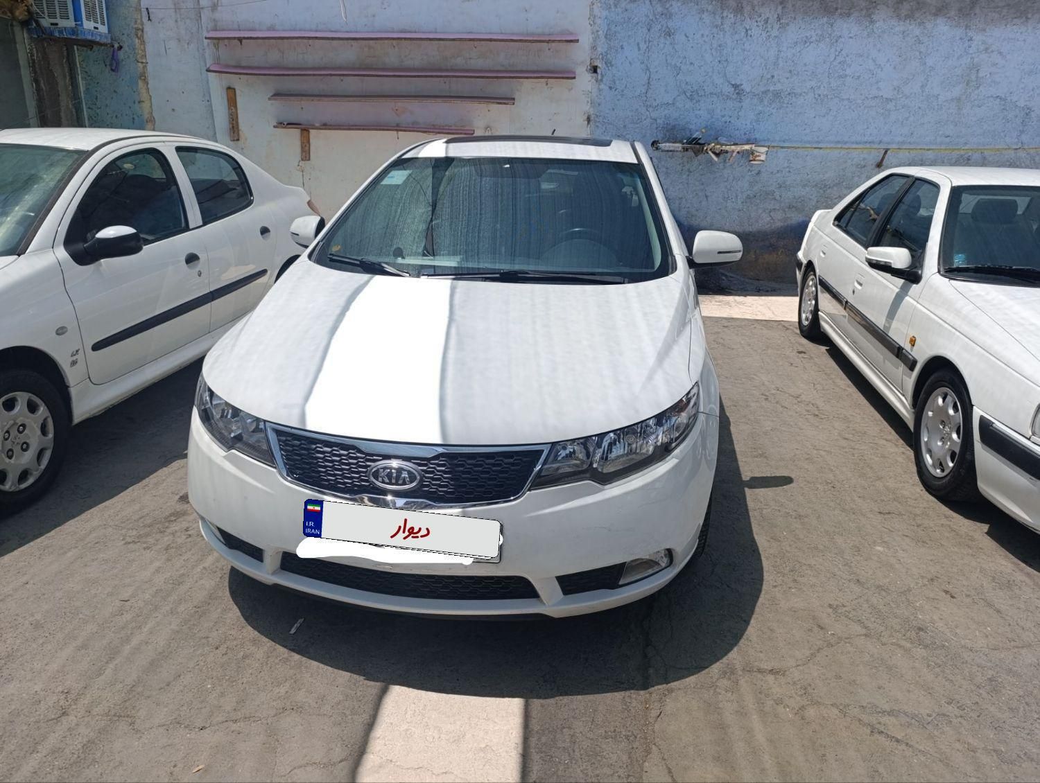 خودرو کیا، سراتو مونتاژ آگهی ann_19343041