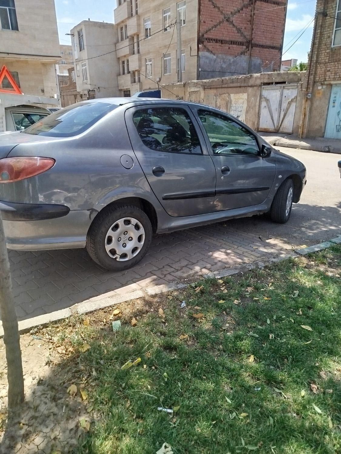 خودرو پژو، ۲۰۶ صندوق دار آگهی ann_19343202