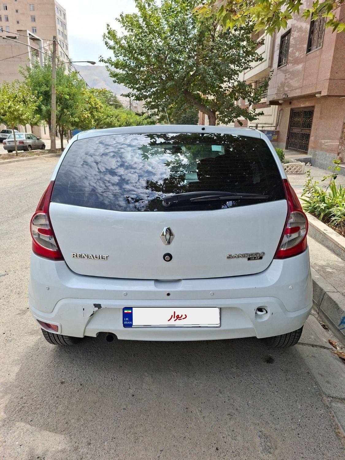 رنو ساندرو اتوماتیک - 1396