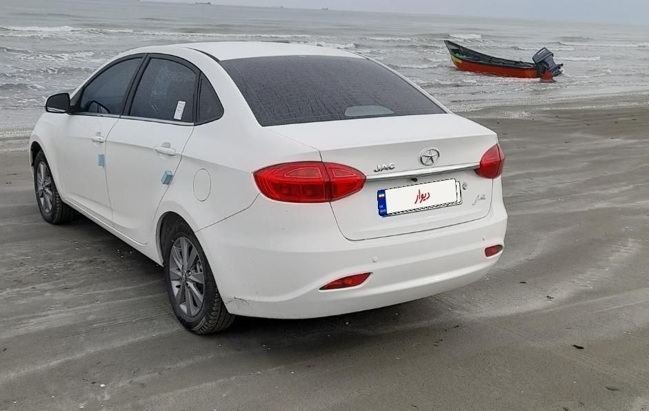 جک J4 اتوماتیک ساده - 1402
