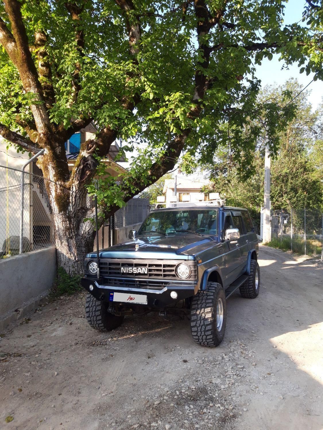نیسان پاترول چهار درب 6 سیلندر - 1375