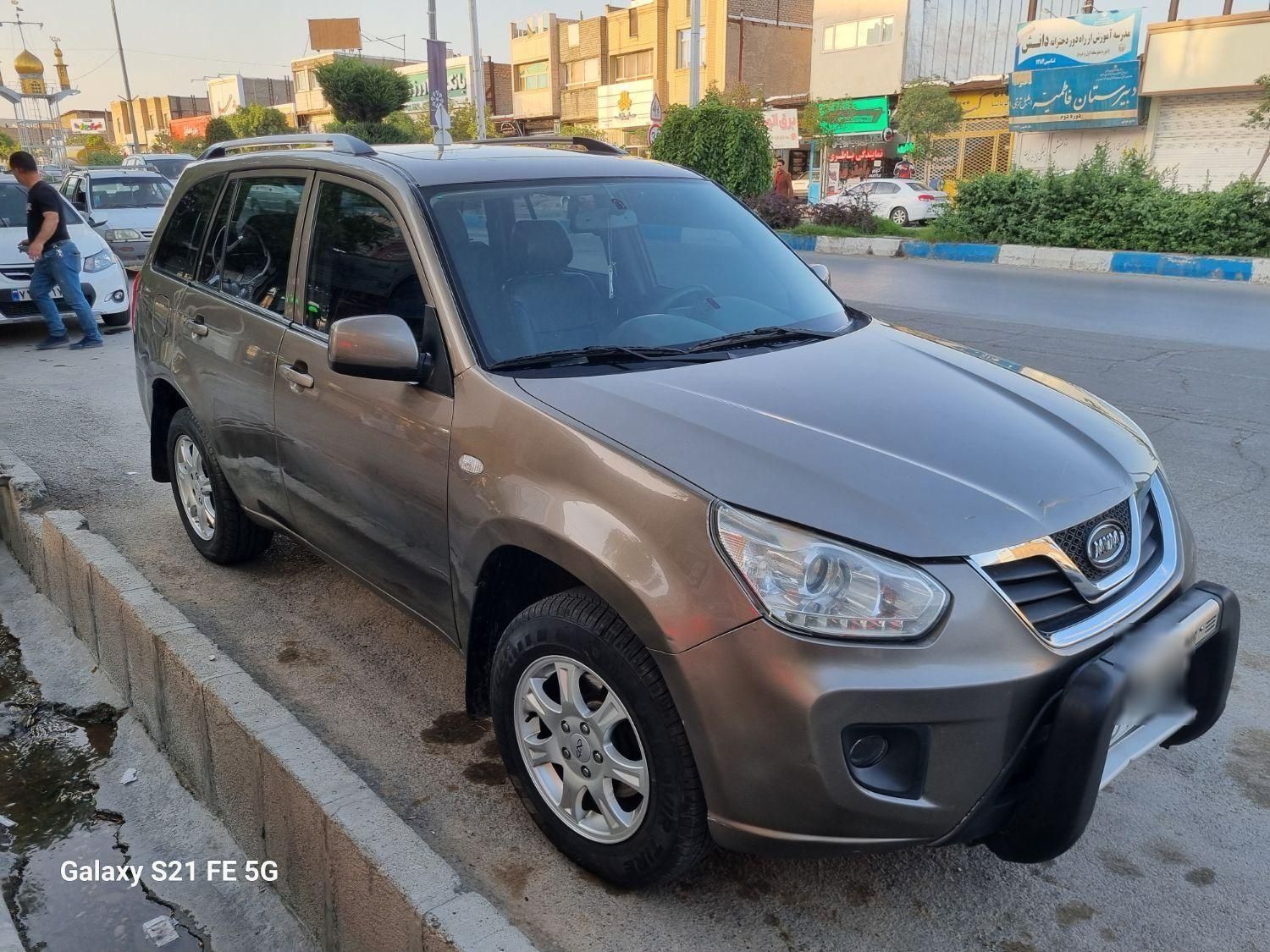 ام وی ام X33 دنده‌ای ساده - 1395