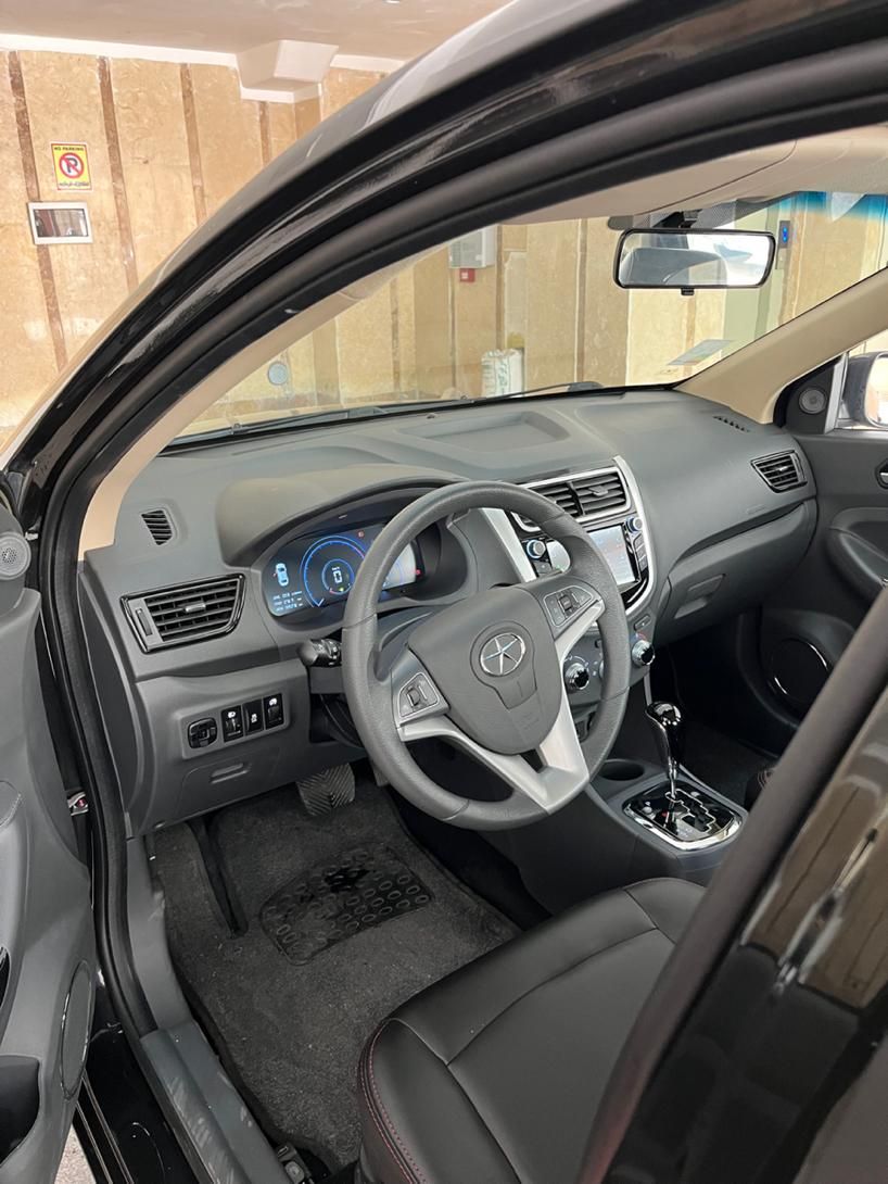 جک J4 اتوماتیک ساده - 1403