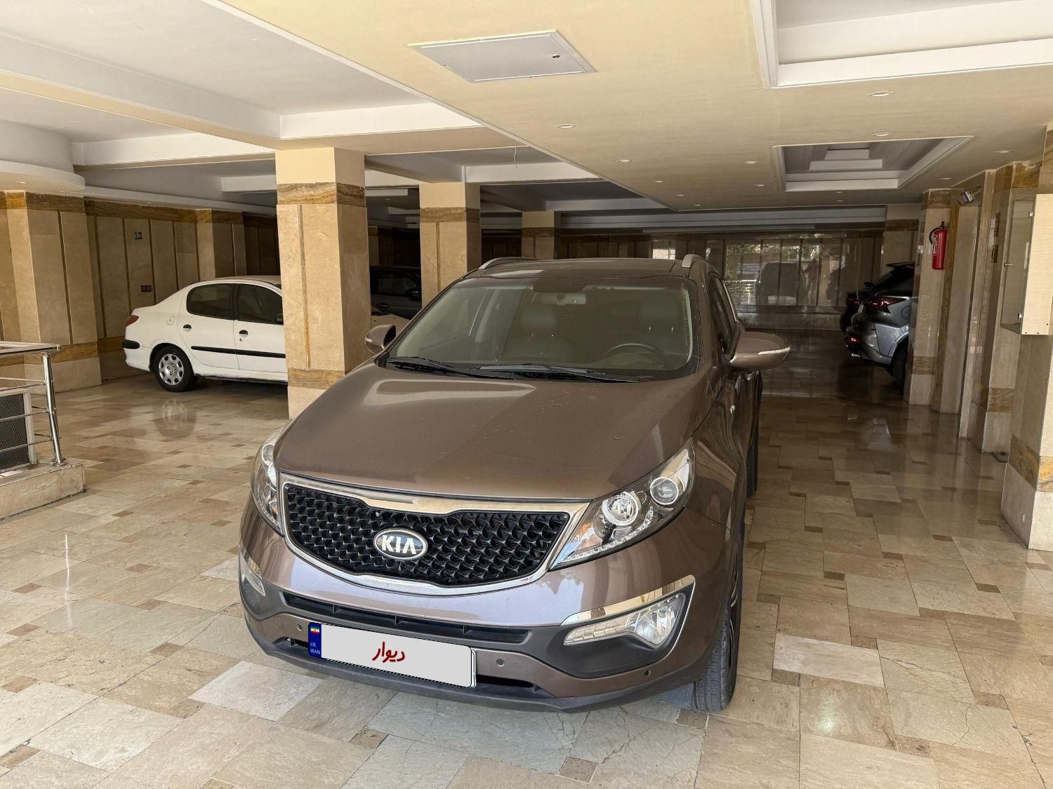 کیا اسپورتیج 4 سیلندر فول 2400cc - 2015