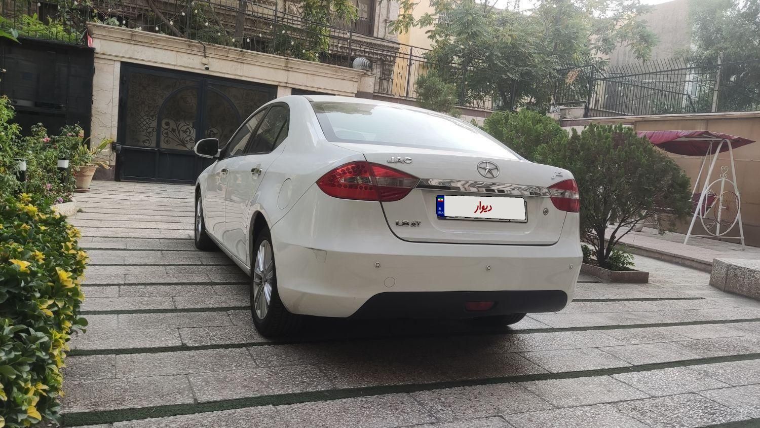 جک J5 اتوماتیک - 1394