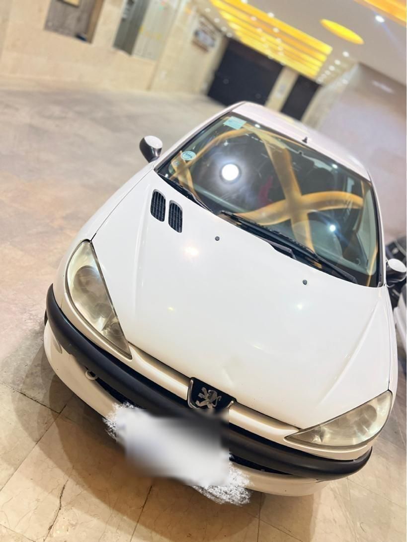 پژو ۲۰۶ صندوق دار v8 - 1396