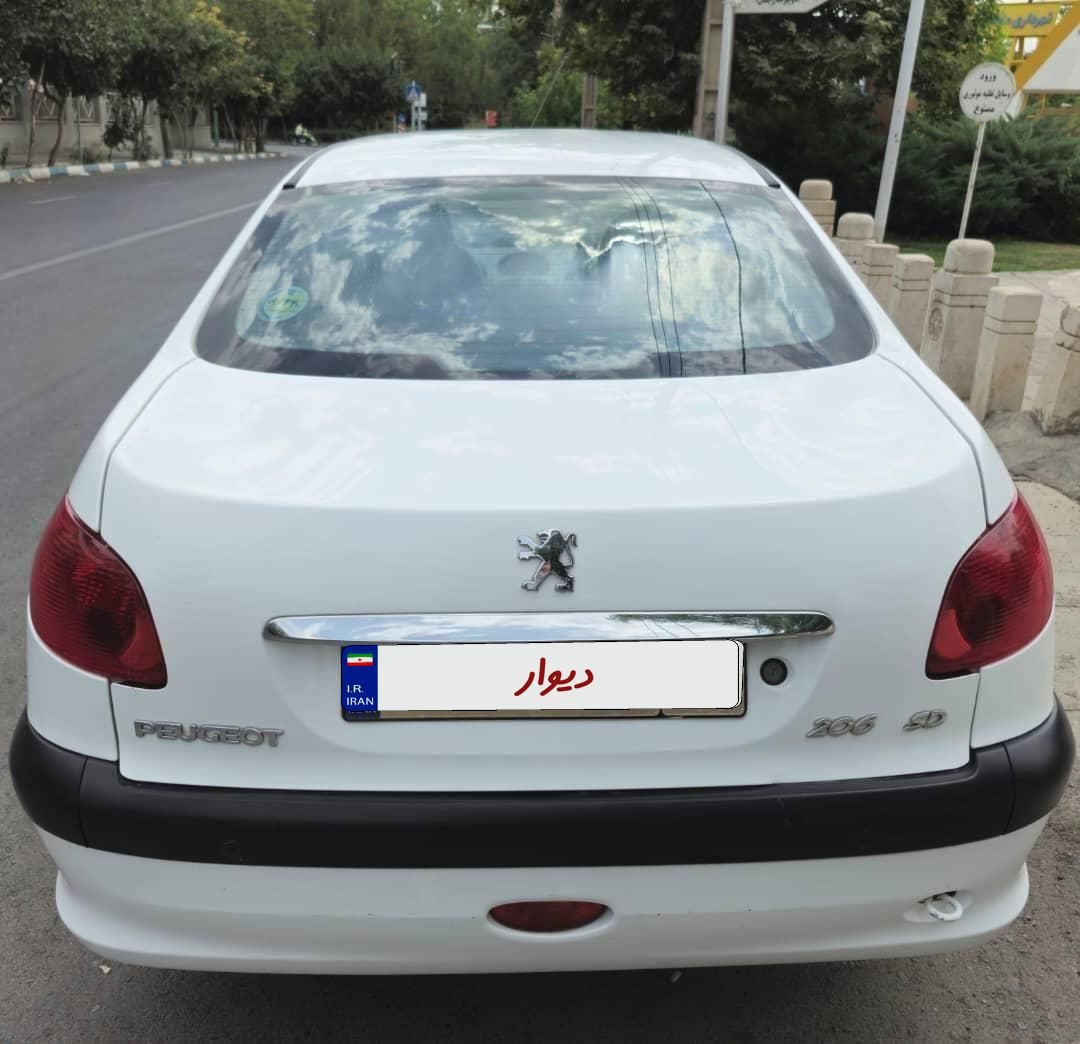 پژو ۲۰۶ صندوق دار v8 - 1399