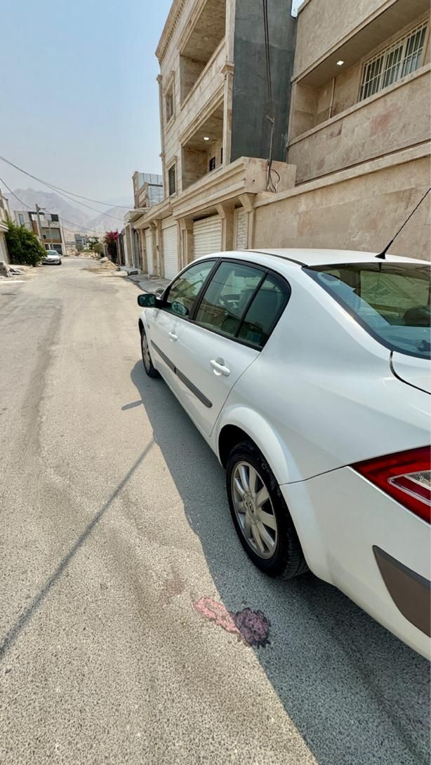 رنو مگان وارداتی اتوماتیک 2000 - 2008
