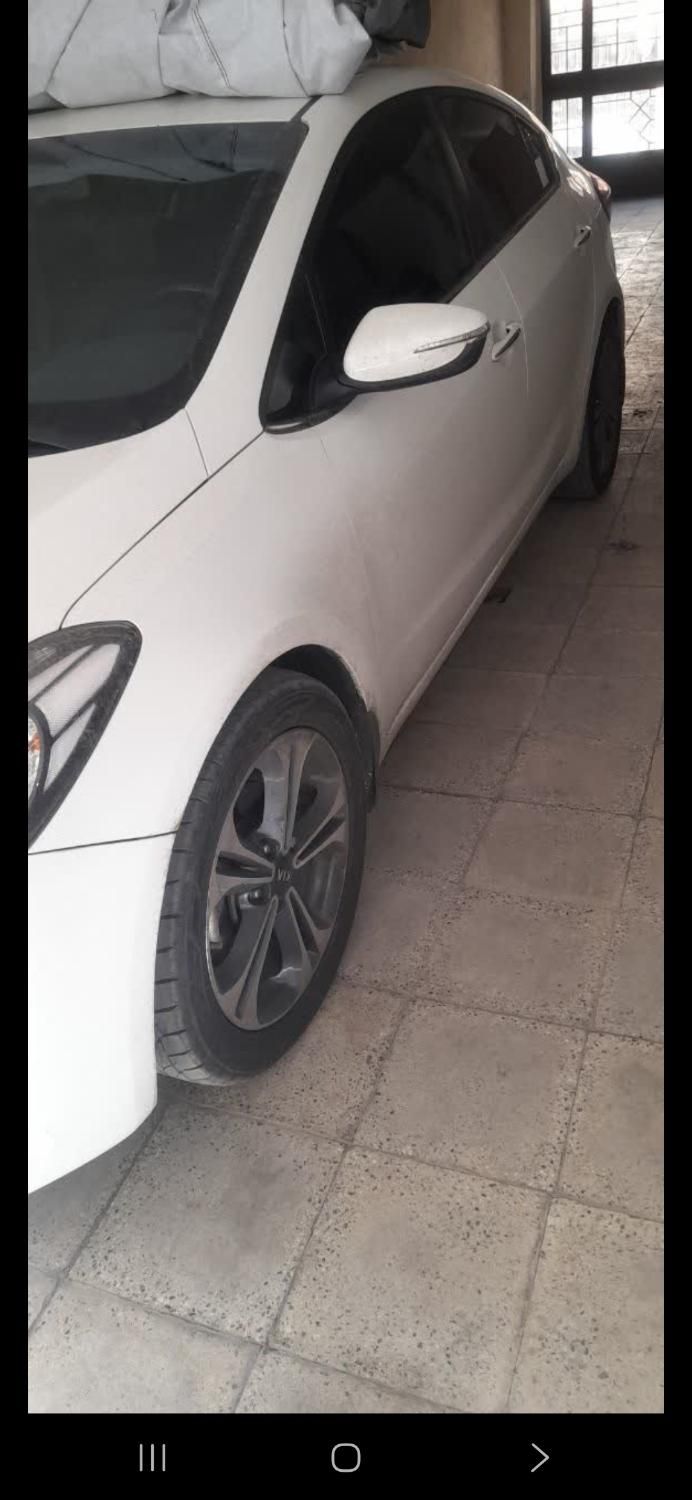 کیا سراتو 2.0 لیتر اتوماتیک GT لاین - 2014