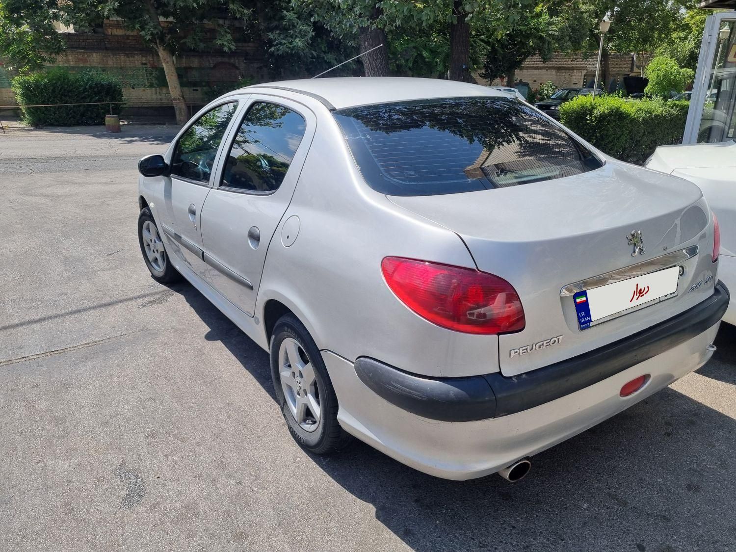 پژو ۲۰۶ صندوق دار v2 - 1388