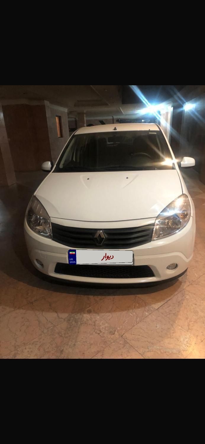 خودرو رنو، ساندرو آگهی ann_19345464