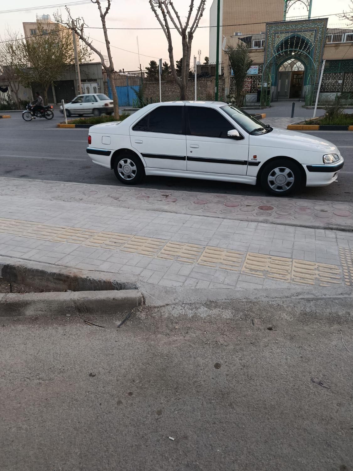 پژو پارس دوگانه سوز - 1390