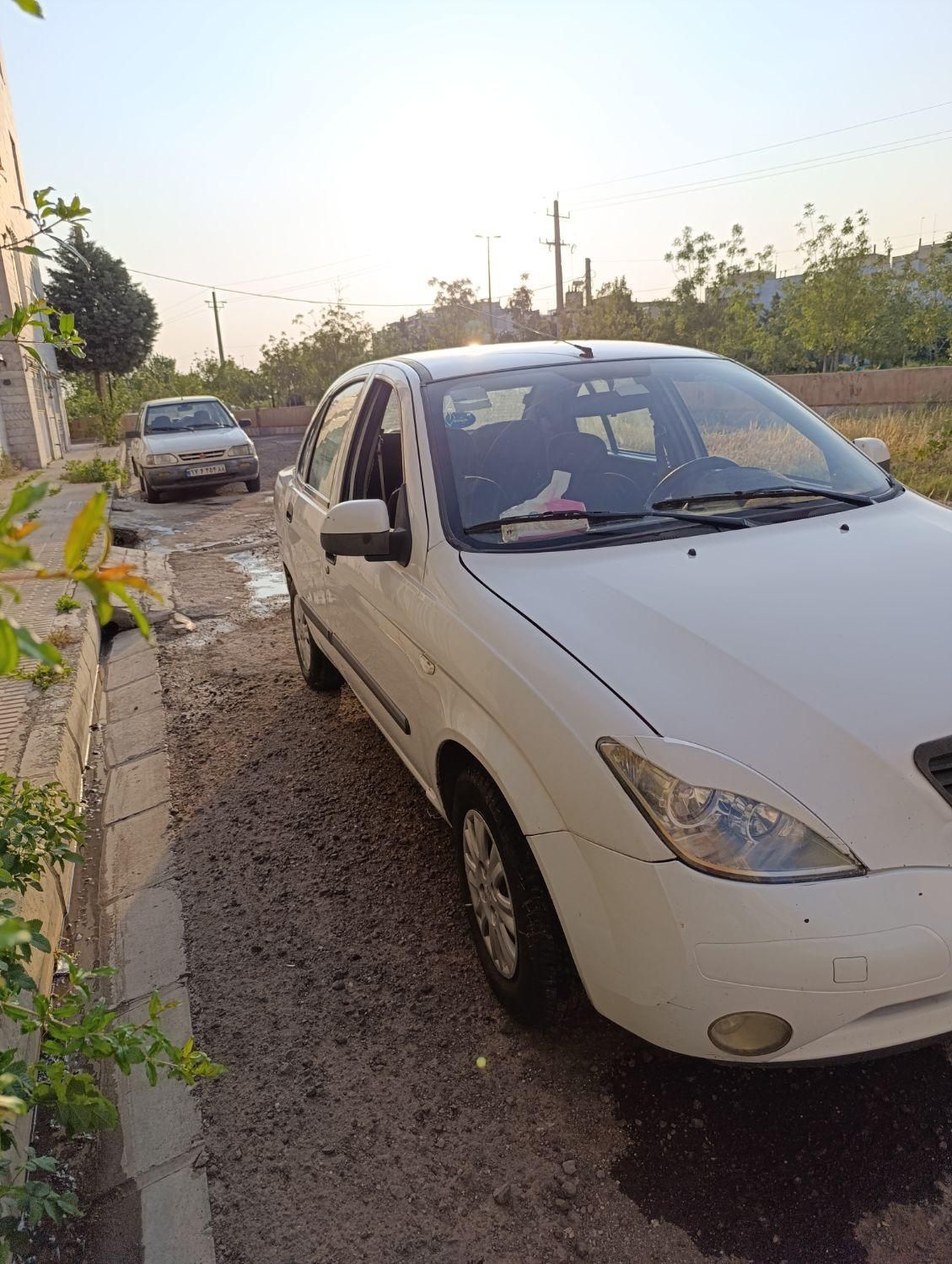 تیبا صندوق دار EX - 1392