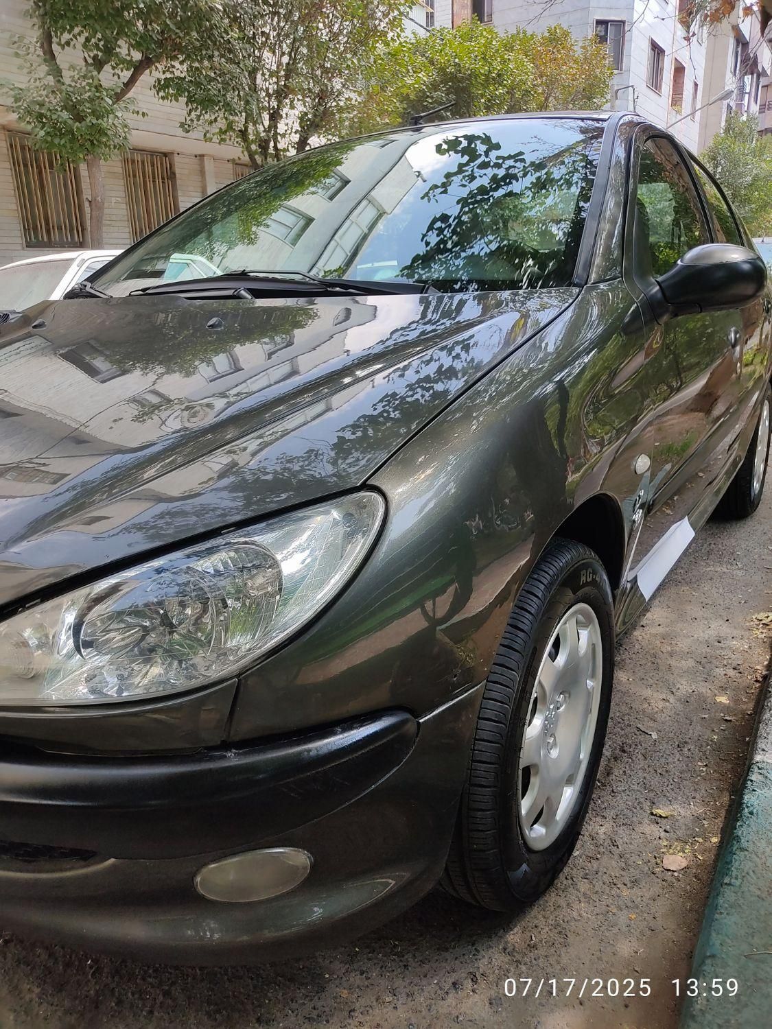پژو ۲۰۶ صندوق دار v8 - 1386