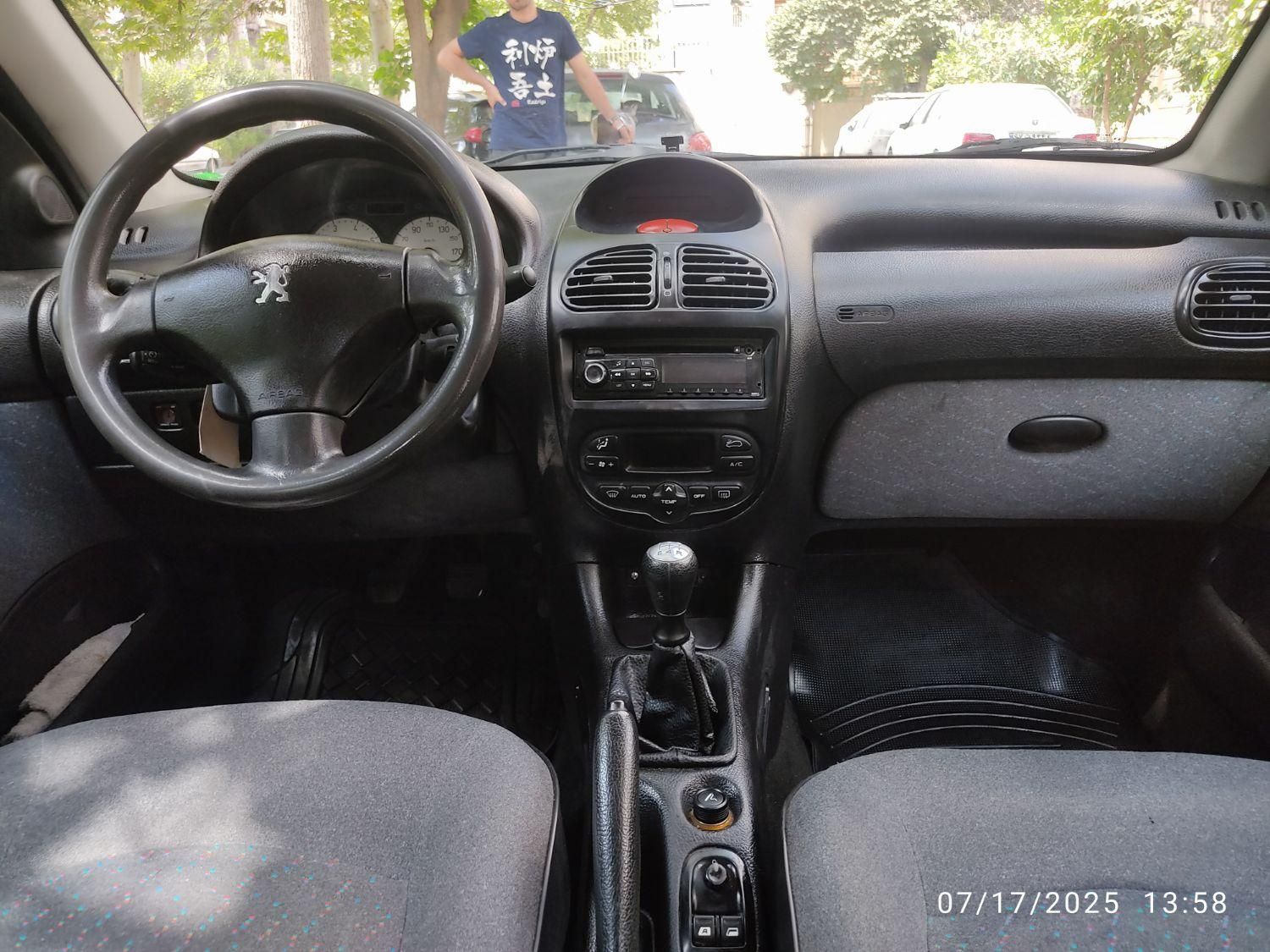 پژو ۲۰۶ صندوق دار v8 - 1386