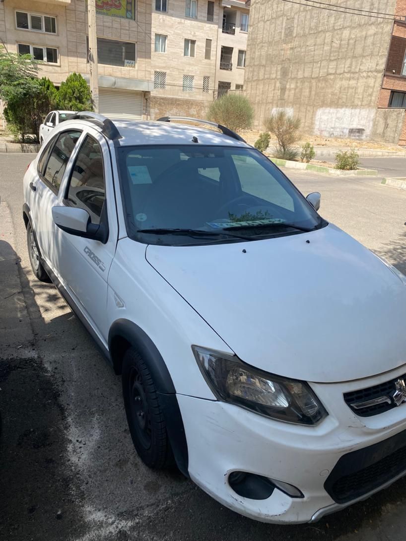 خودرو کوییک، معمولی آگهی ann_19345726