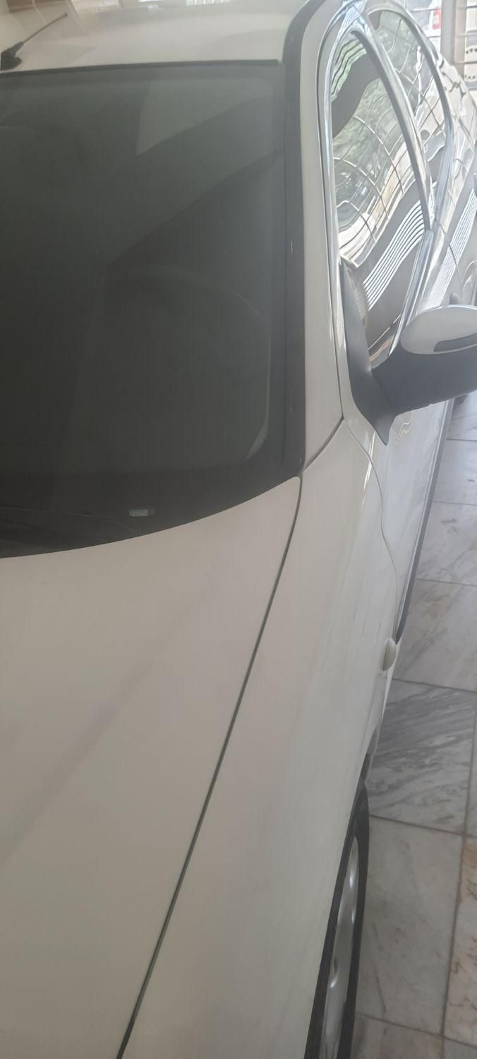 پژو ۲۰۶ صندوق دار v8 - 1393