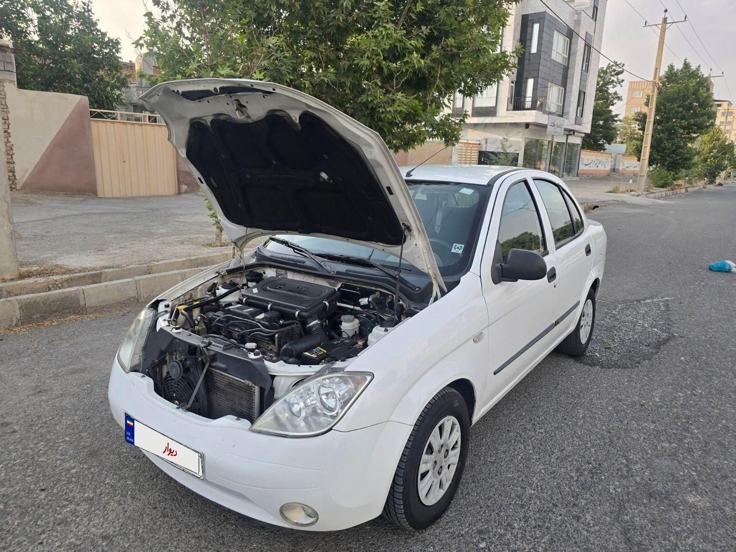 تیبا صندوق دار SX - 1398