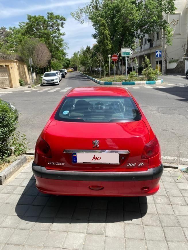 پژو ۲۰۶ صندوق دار v8 - 1397