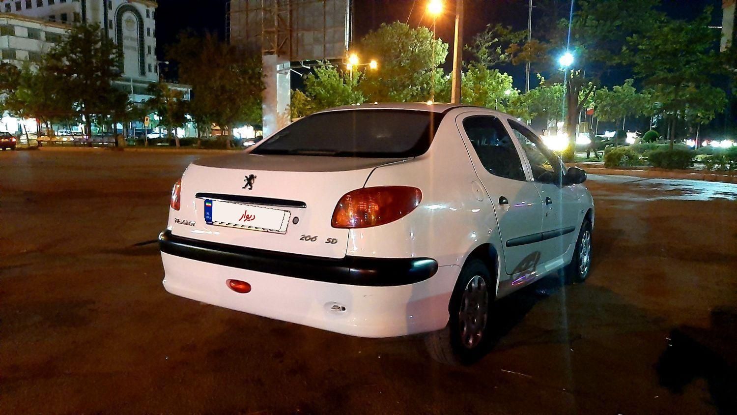 خودرو پژو، ۲۰۶ صندوق دار آگهی ann_19345819