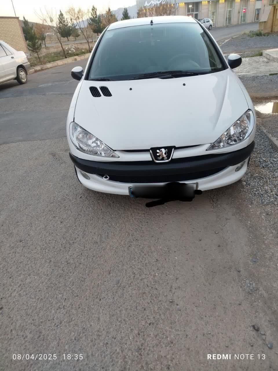 پژو ۲۰۶ صندوق دار v8 - 1393