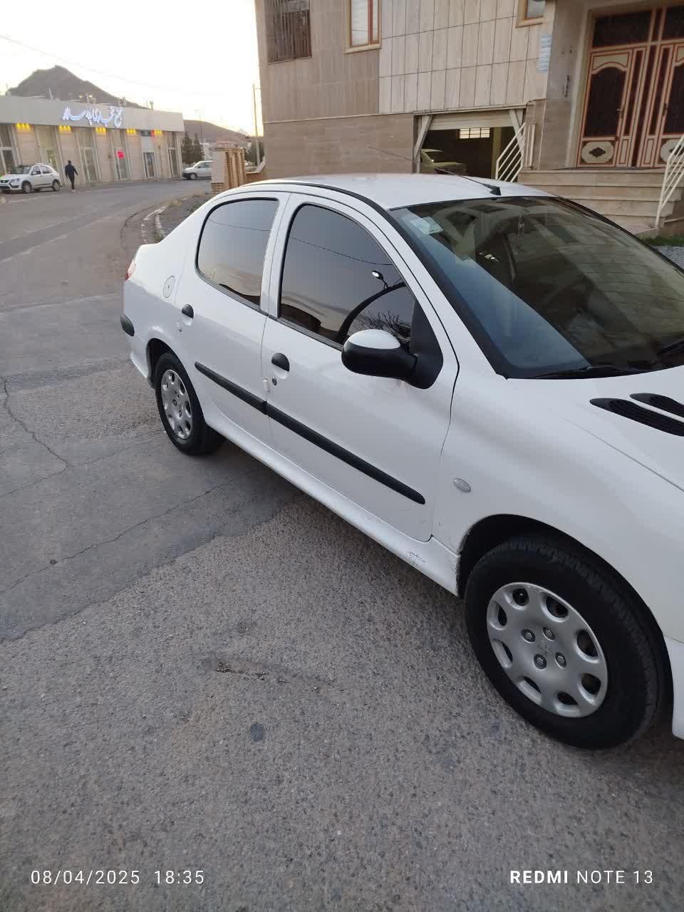 پژو ۲۰۶ صندوق دار v8 - 1393
