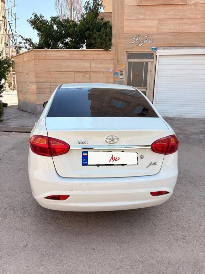 جک J4 اتوماتیک ساده - 1400