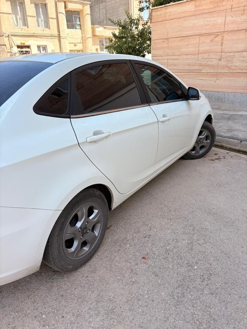 جک J4 اتوماتیک ساده - 1400