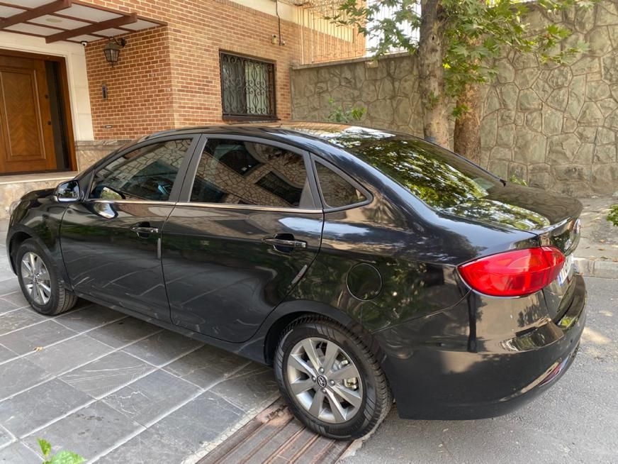 جک J4 اتوماتیک ساده - 1402