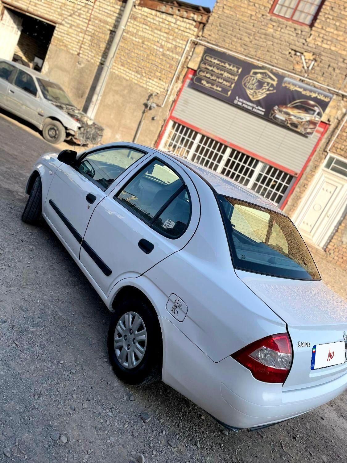 تیبا صندوق دار SX - 1394