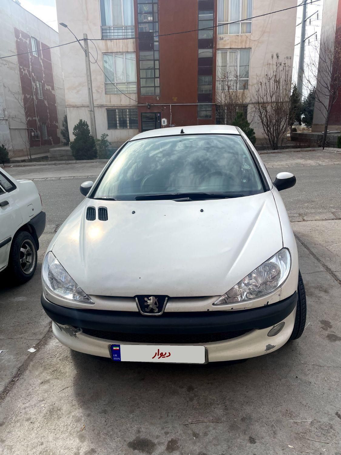 پژو ۲۰۶ صندوق دار v8 - 1386