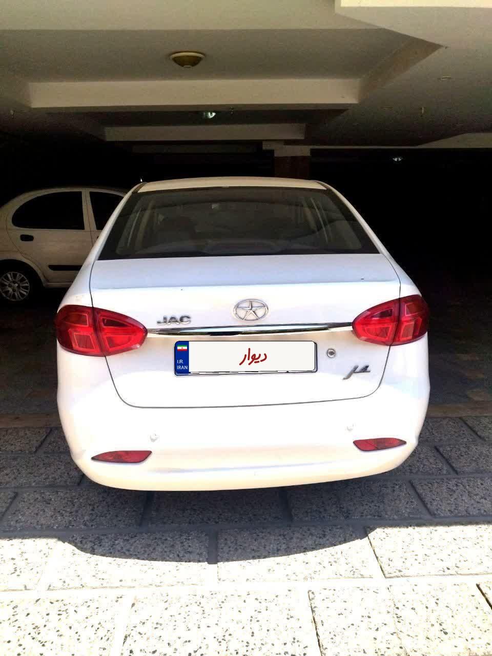 جک J4 اتوماتیک ساده - 1402