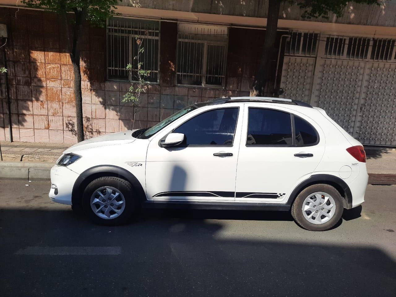 کوییک R دنده‌ای - 1402