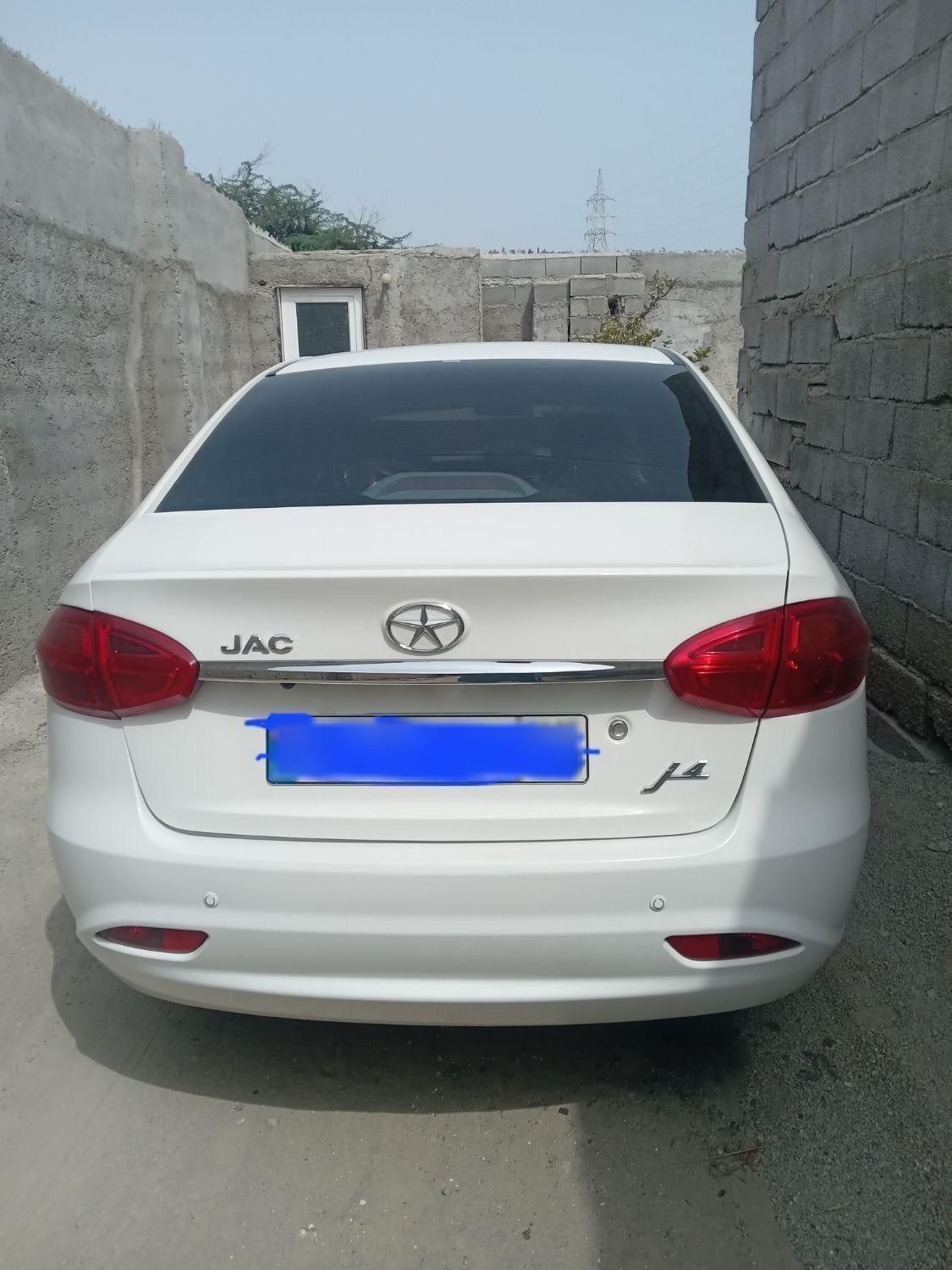 جک J4 اتوماتیک ساده - 1402