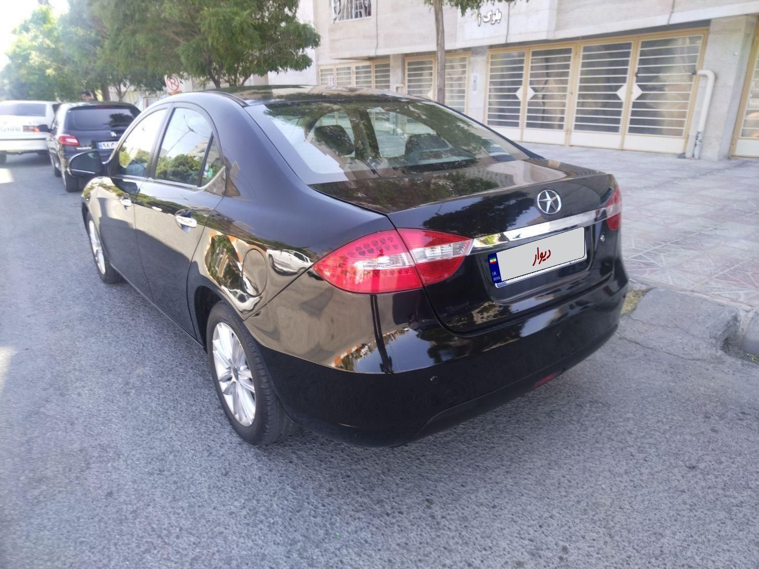 جک J5 اتوماتیک - 1394