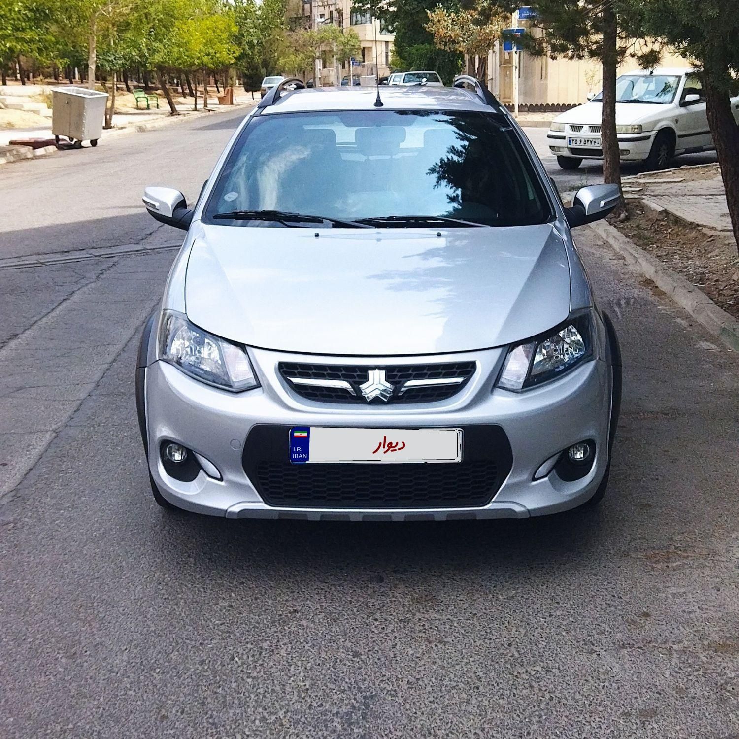 خودرو کوییک، معمولی آگهی ann_19346236