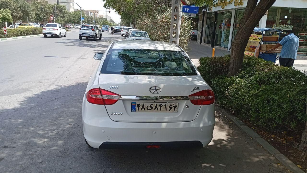 جک J5 اتوماتیک - 1393