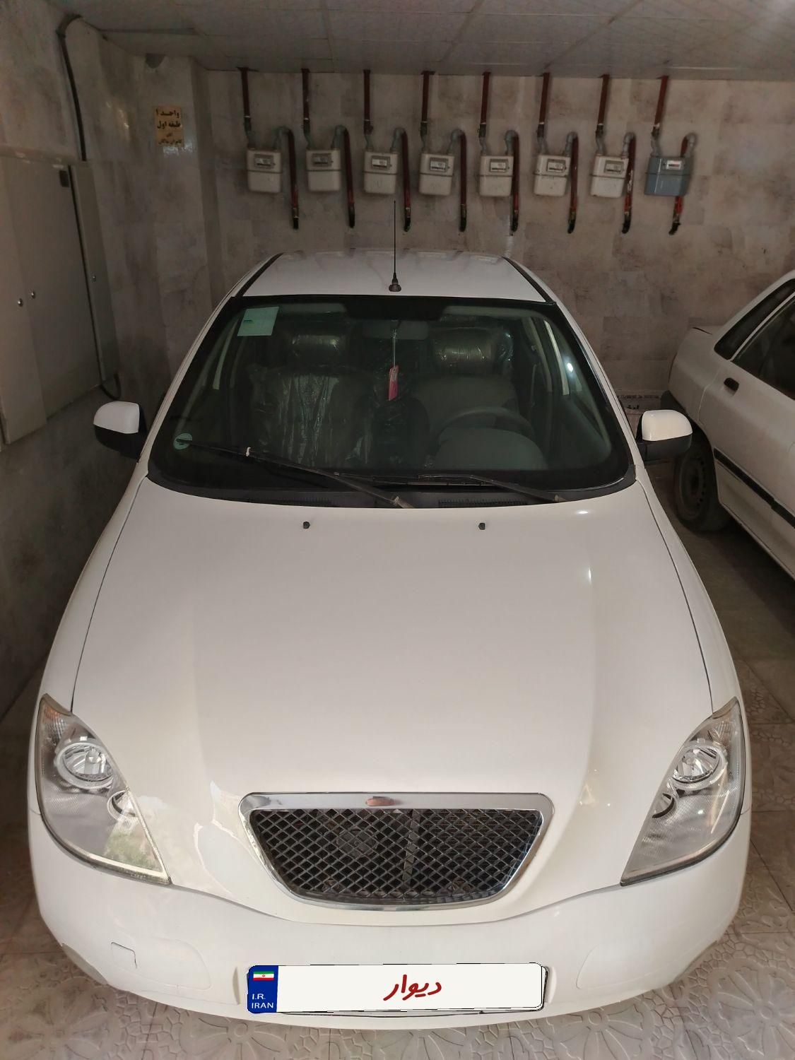 تیبا صندوق دار SX - 1399