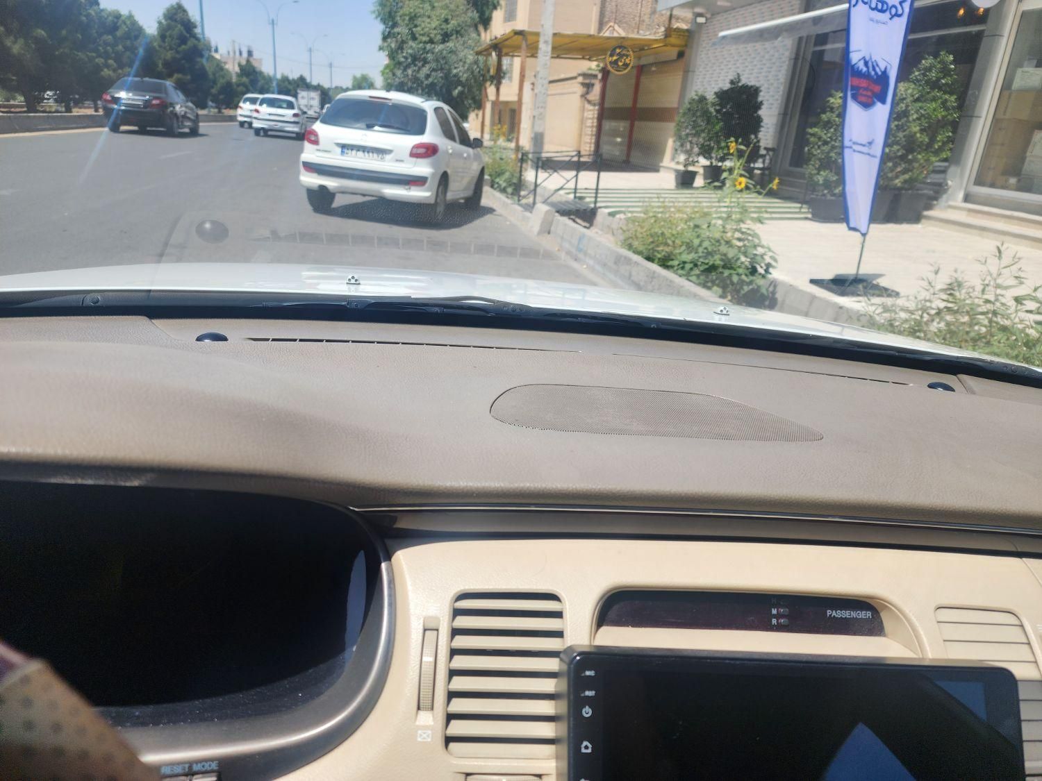 هیوندای آزرا (گرنجور) 3300cc - 2010