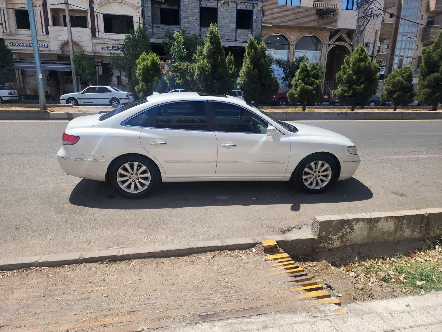هیوندای آزرا (گرنجور) 3300cc - 2010