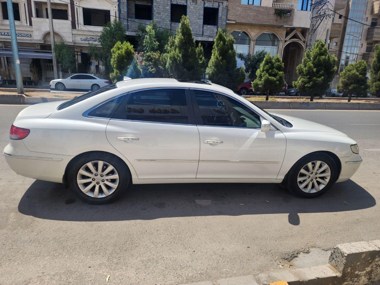 هیوندای آزرا (گرنجور) 3300cc - 2010