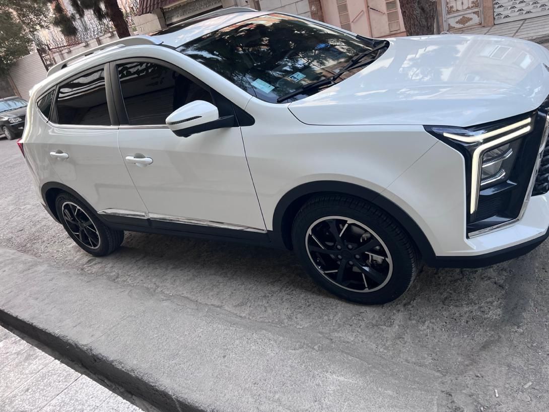 کی ام سی X5 ۱.۵ لیتر توربو - 2024