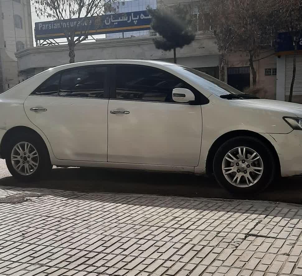 زوتی Z300 اتوماتیک - 2014