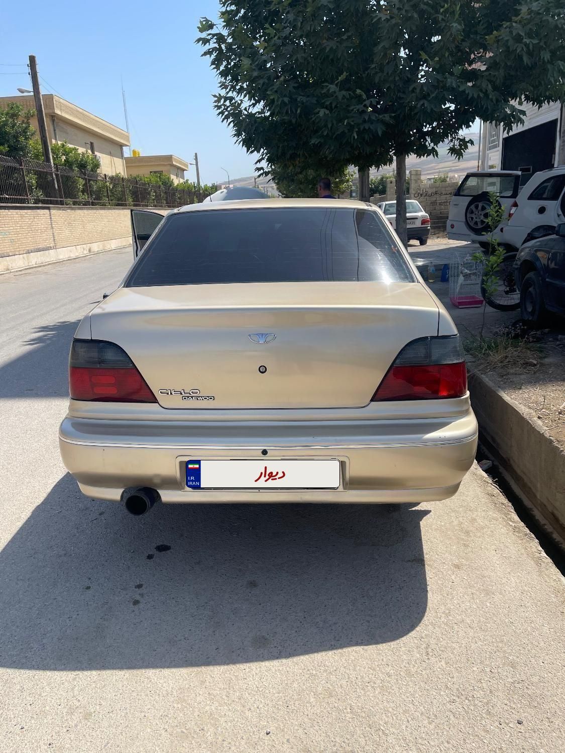 دوو سیلو سدان - 1379